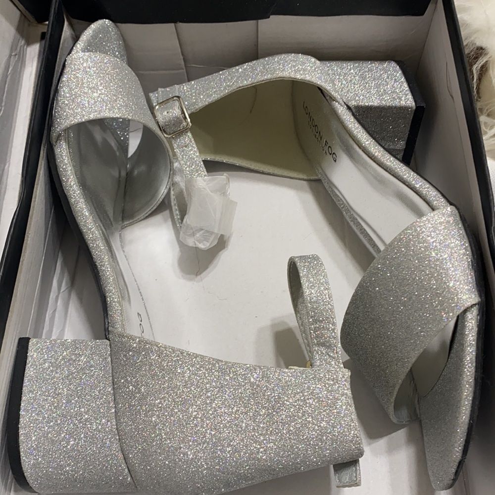 London Fog Block Heel Sandal sz 8 Silver NEW # bag 8-YY - Picture 11 of 11